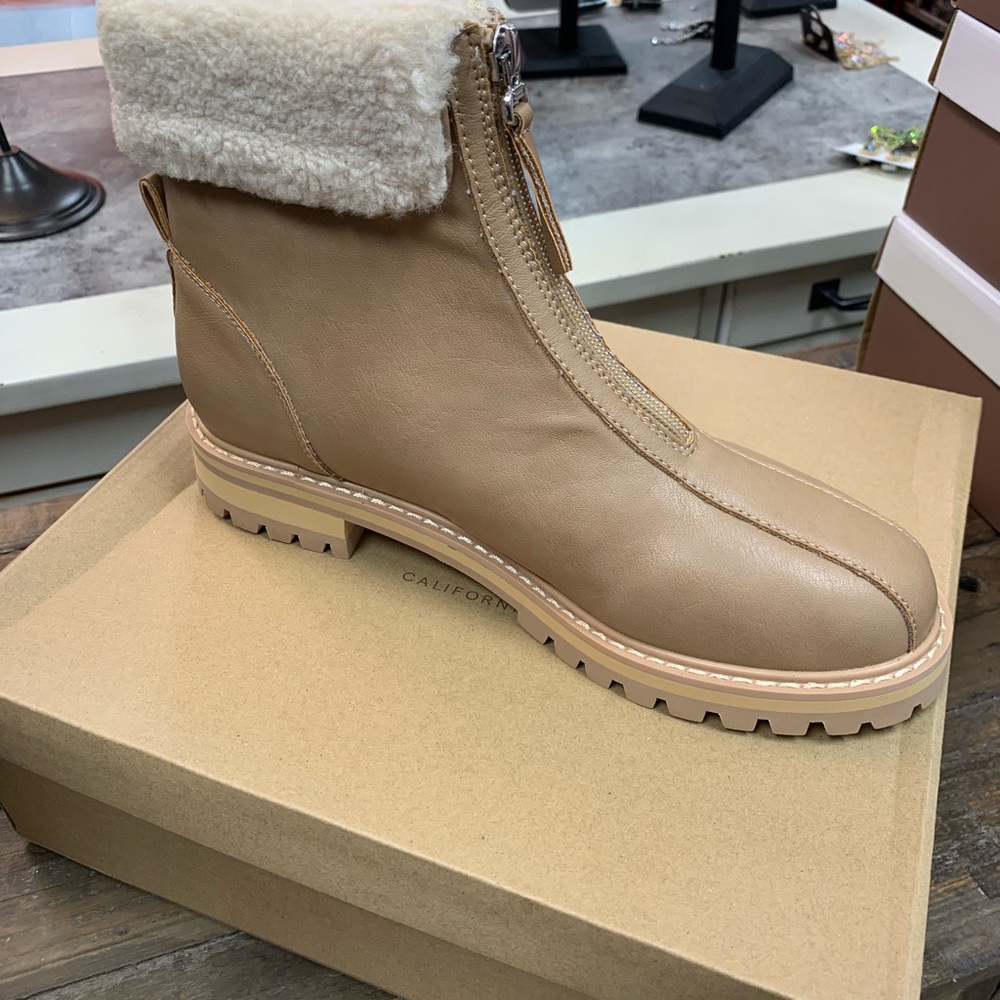 Women’s Tan Faux-Shearling Zip Ankle Boot